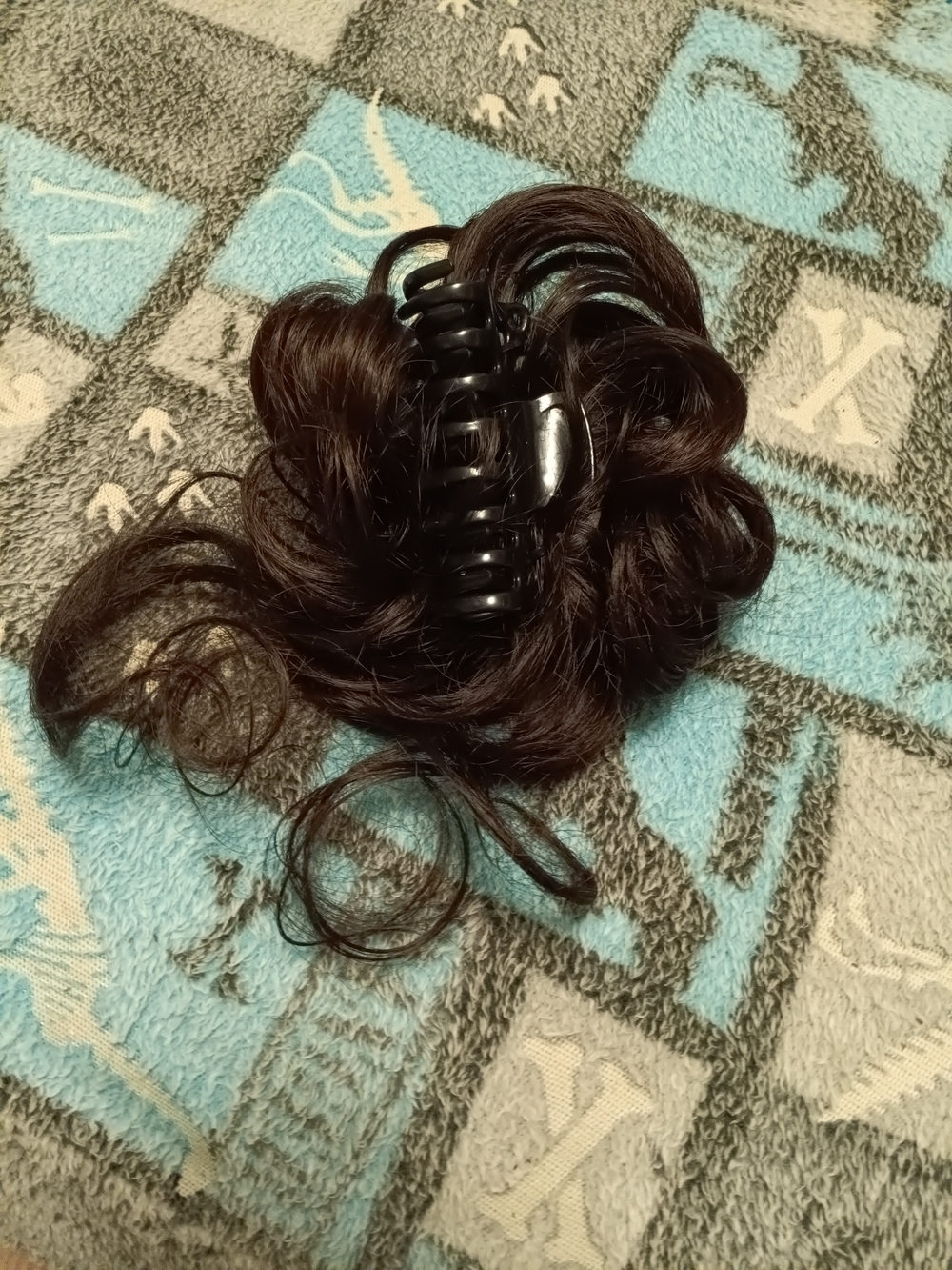 Black Hair Claw Clip Bun - Women Hair Accessory
